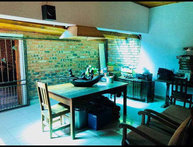 350M² BUSINESS FOR SALE IN BO-DORP